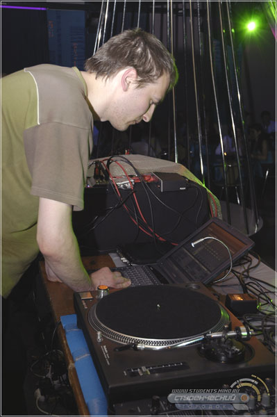 01 - Techno & IDM, 10-06-2005, Пятый Элемент