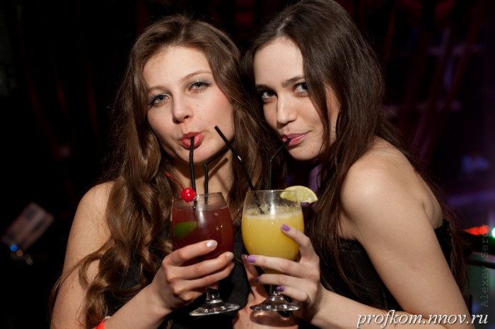 Конкурсантки на сцене Т.Е.А.Т.Р.О_012