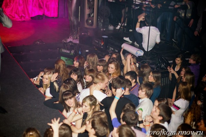 Конкурсантки на сцене Т.Е.А.Т.Р.О_056