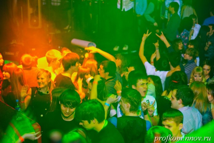 Конкурсантки на сцене Т.Е.А.Т.Р.О_060