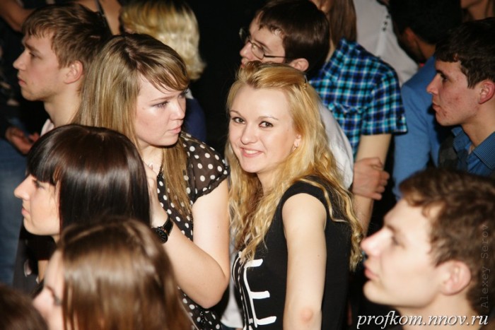 Конкурсантки на сцене Т.Е.А.Т.Р.О_098