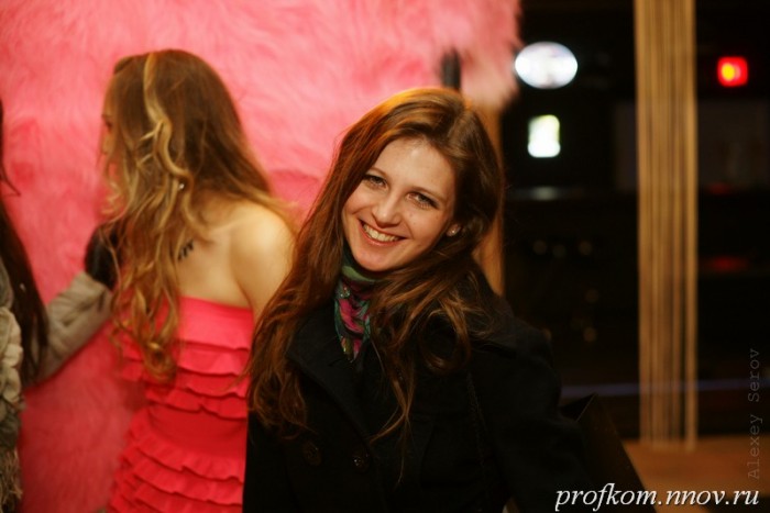 Конкурсантки на сцене Т.Е.А.Т.Р.О_120