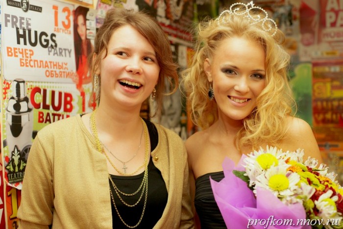 Конкурсантки на сцене Т.Е.А.Т.Р.О_163