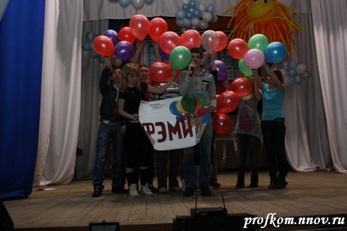 Лучшая группа  100