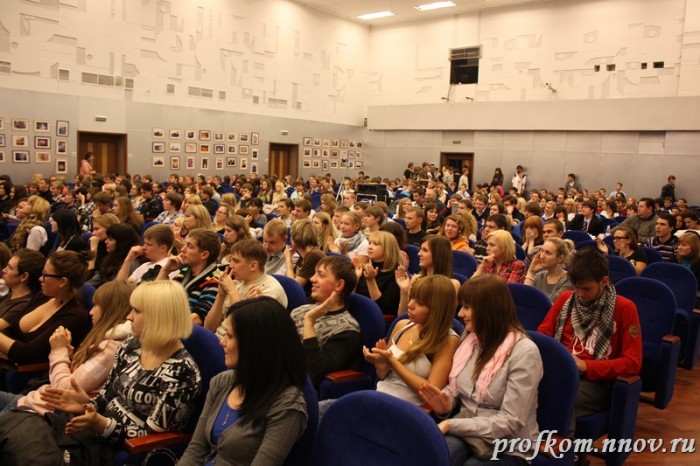 КВН 033